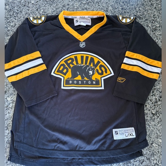 Reebok Other - Youth L/XL Bruins Walking Bear Reebok Hockey Jersey